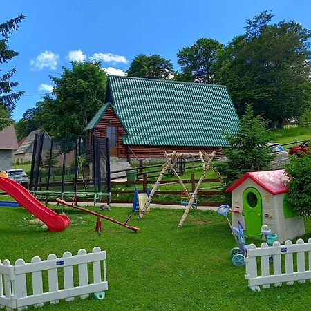זבליאק Family Farm Bungalow מראה חיצוני תמונה