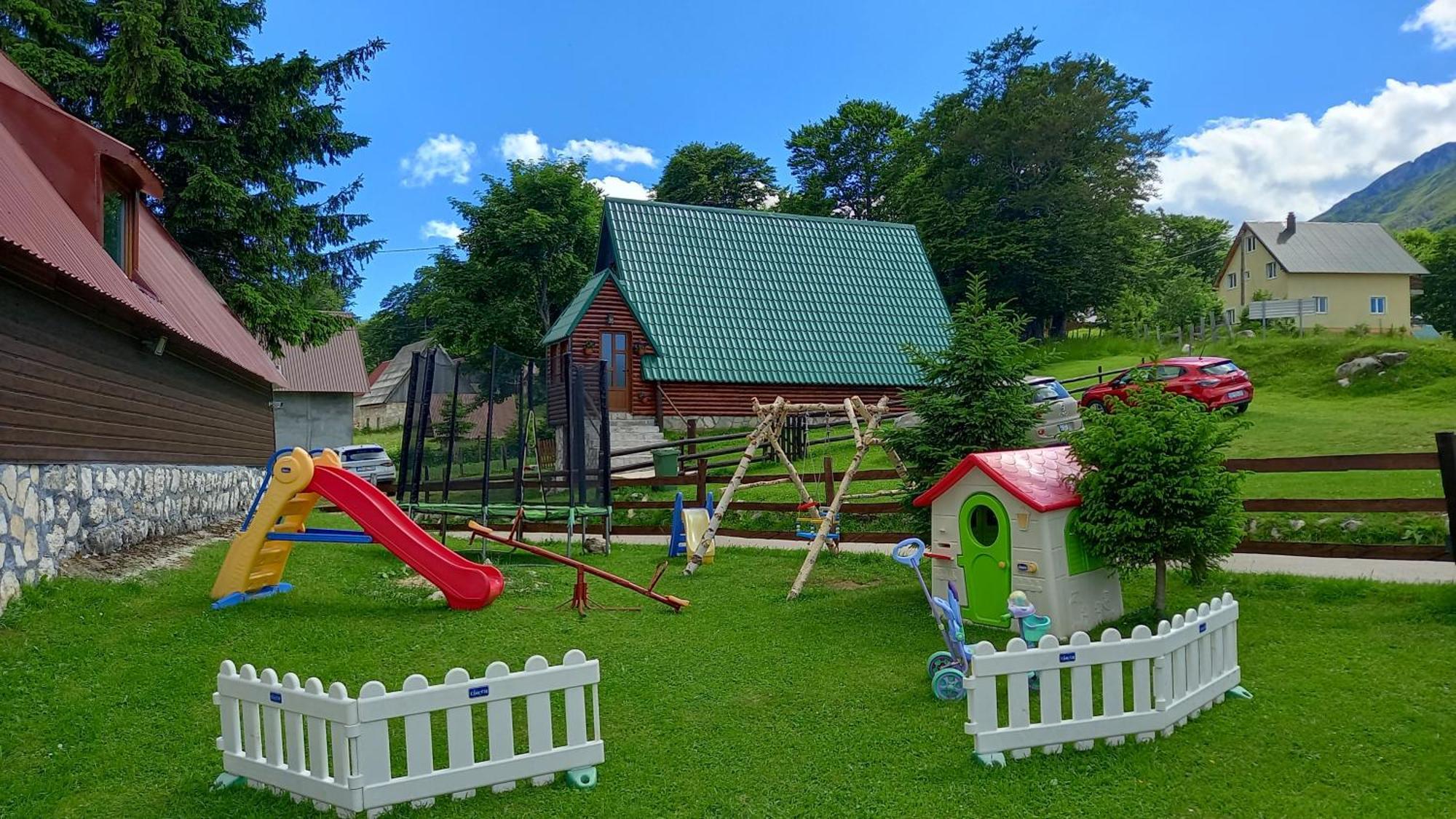 זבליאק Family Farm Bungalow מראה חיצוני תמונה